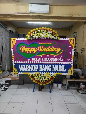 Papan Bunga di Leyangan Ungaran Timur